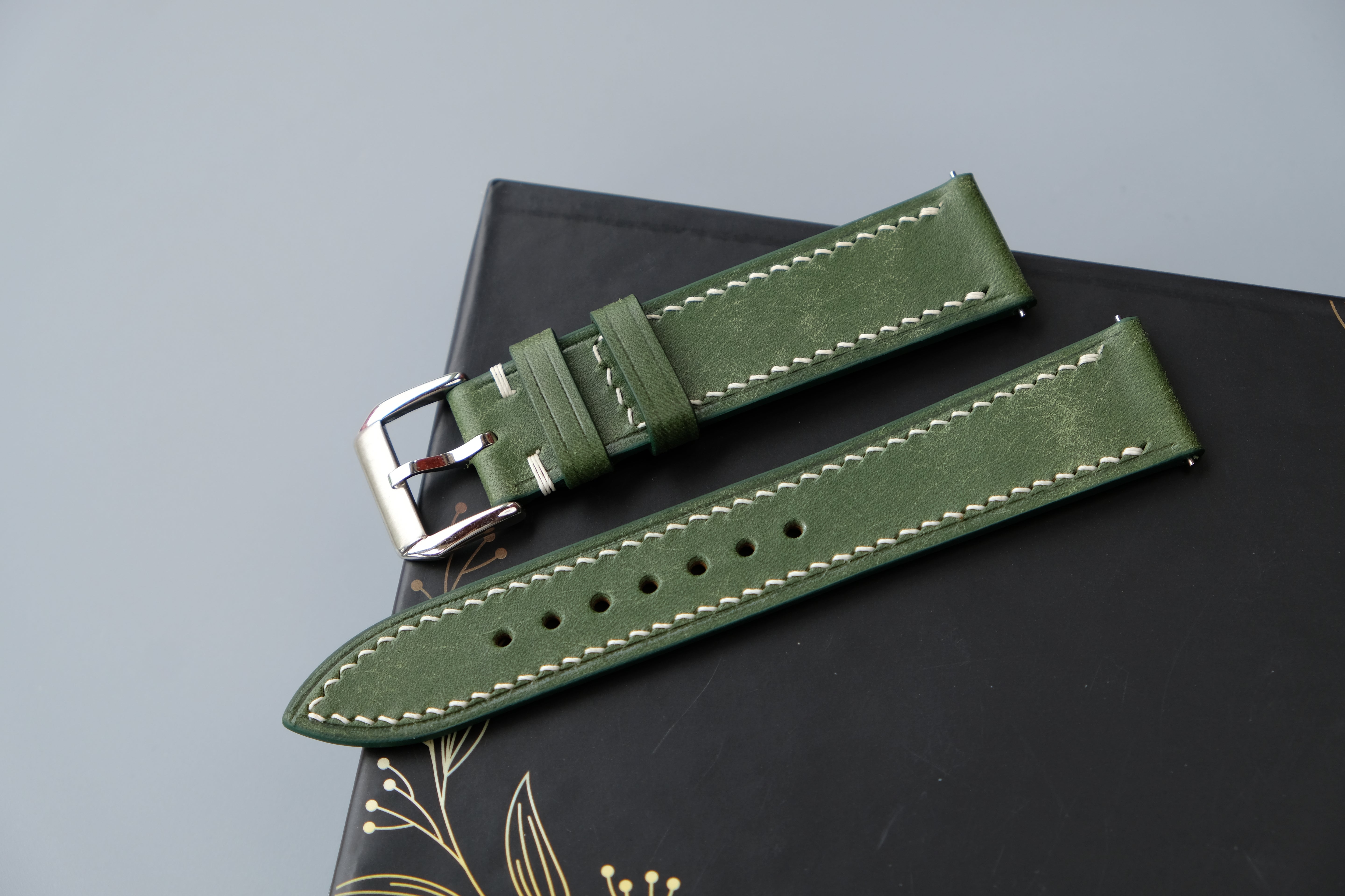 Olive Green Maya Leather Watch Strap – Custom Sizes 10mm to 26mm