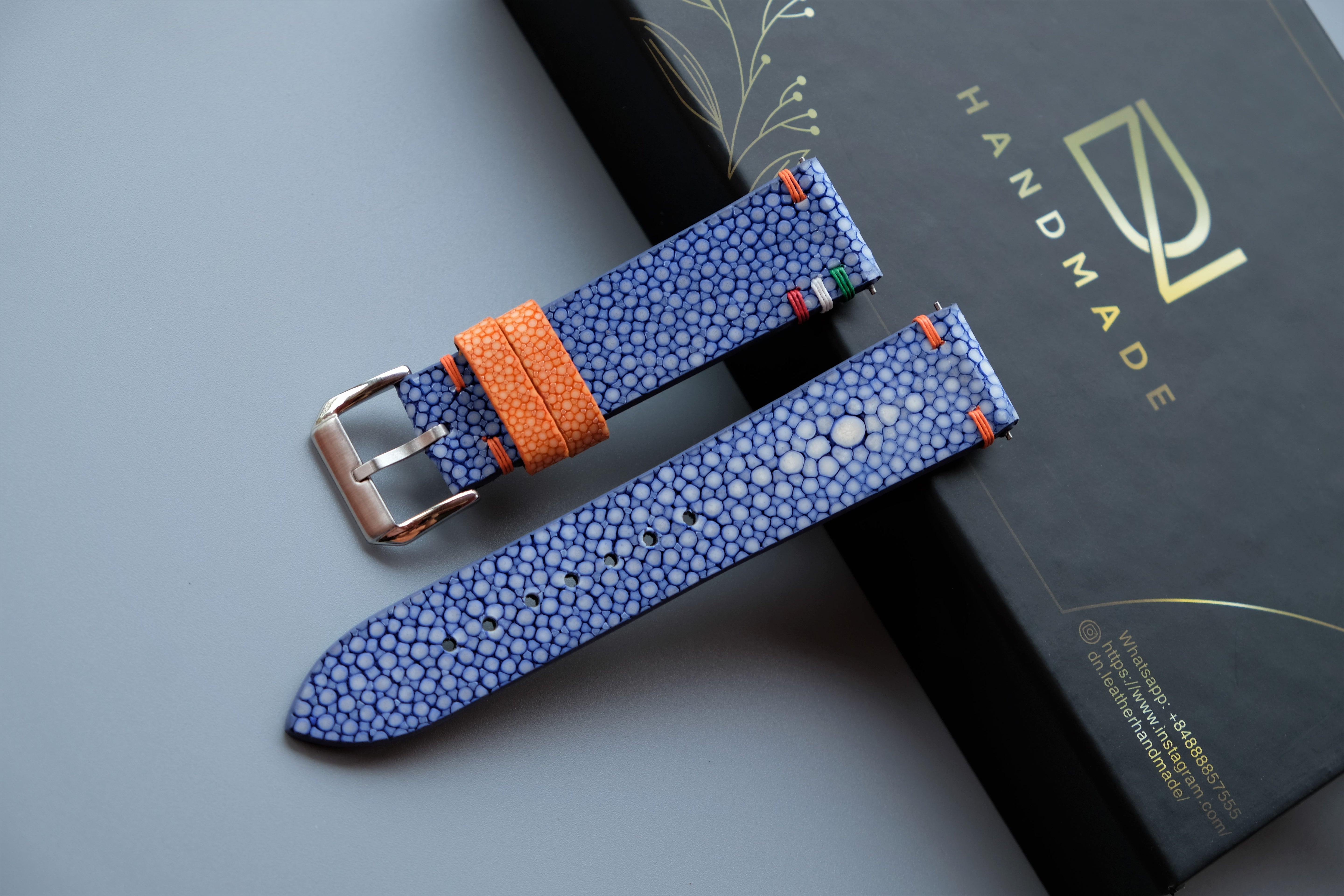 Blue Stingray Leather Watch Strap 1 Pearl In The Center