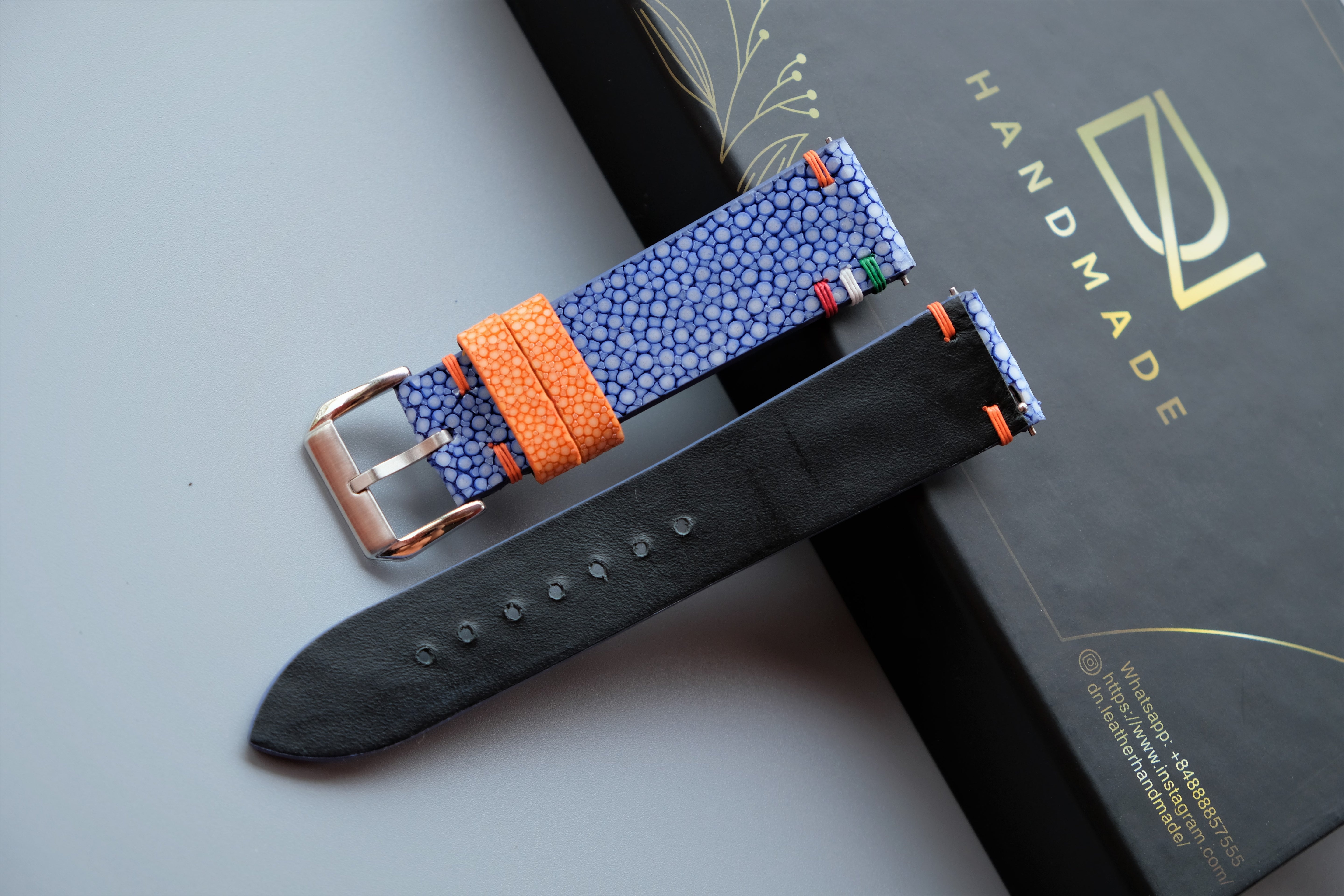 Blue Stingray Leather Watch Strap 1 Pearl In The Center