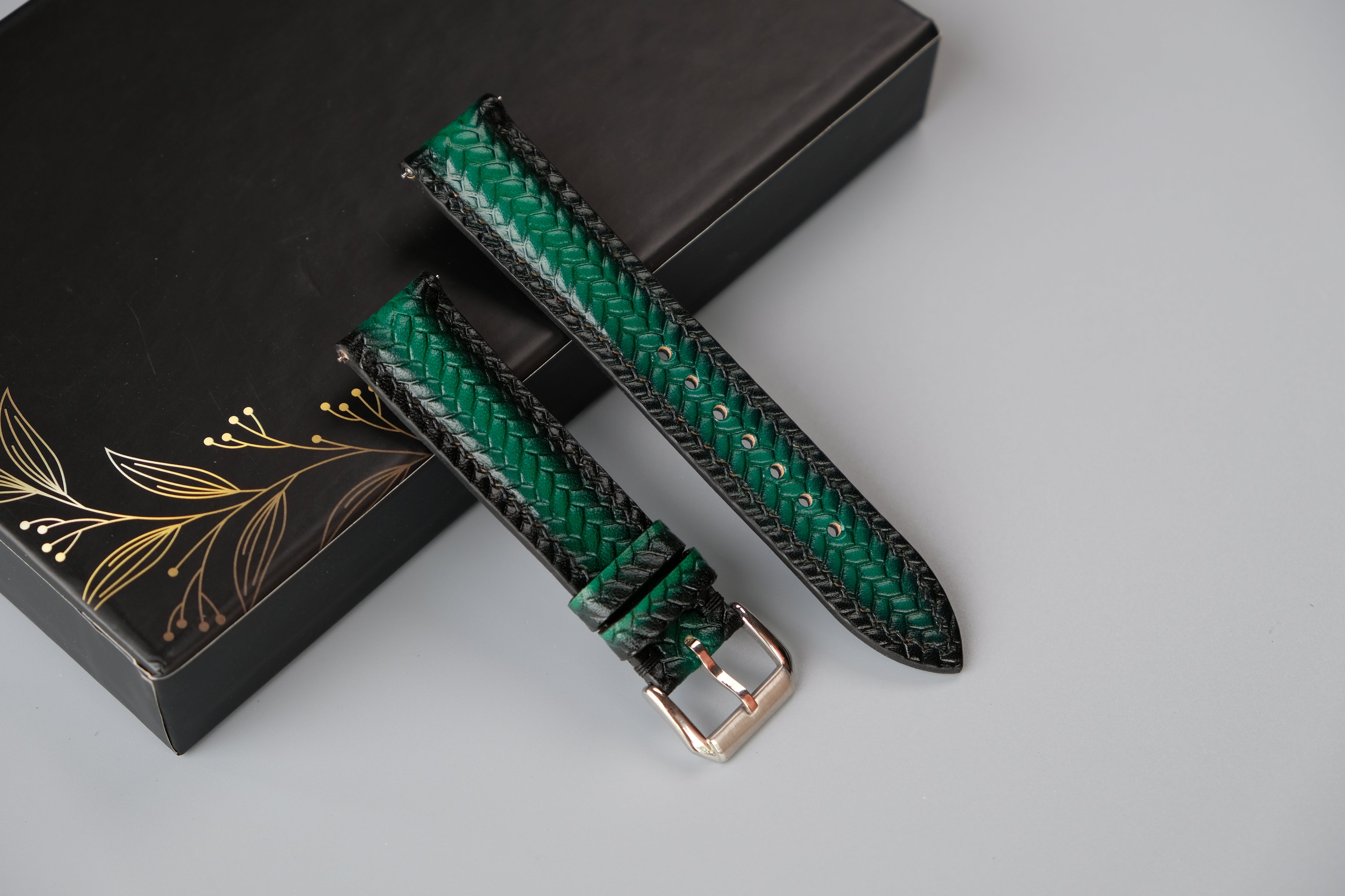 Green Veg-Tan Leather Watch Strap – Custom Sizes 10mm to 26mm