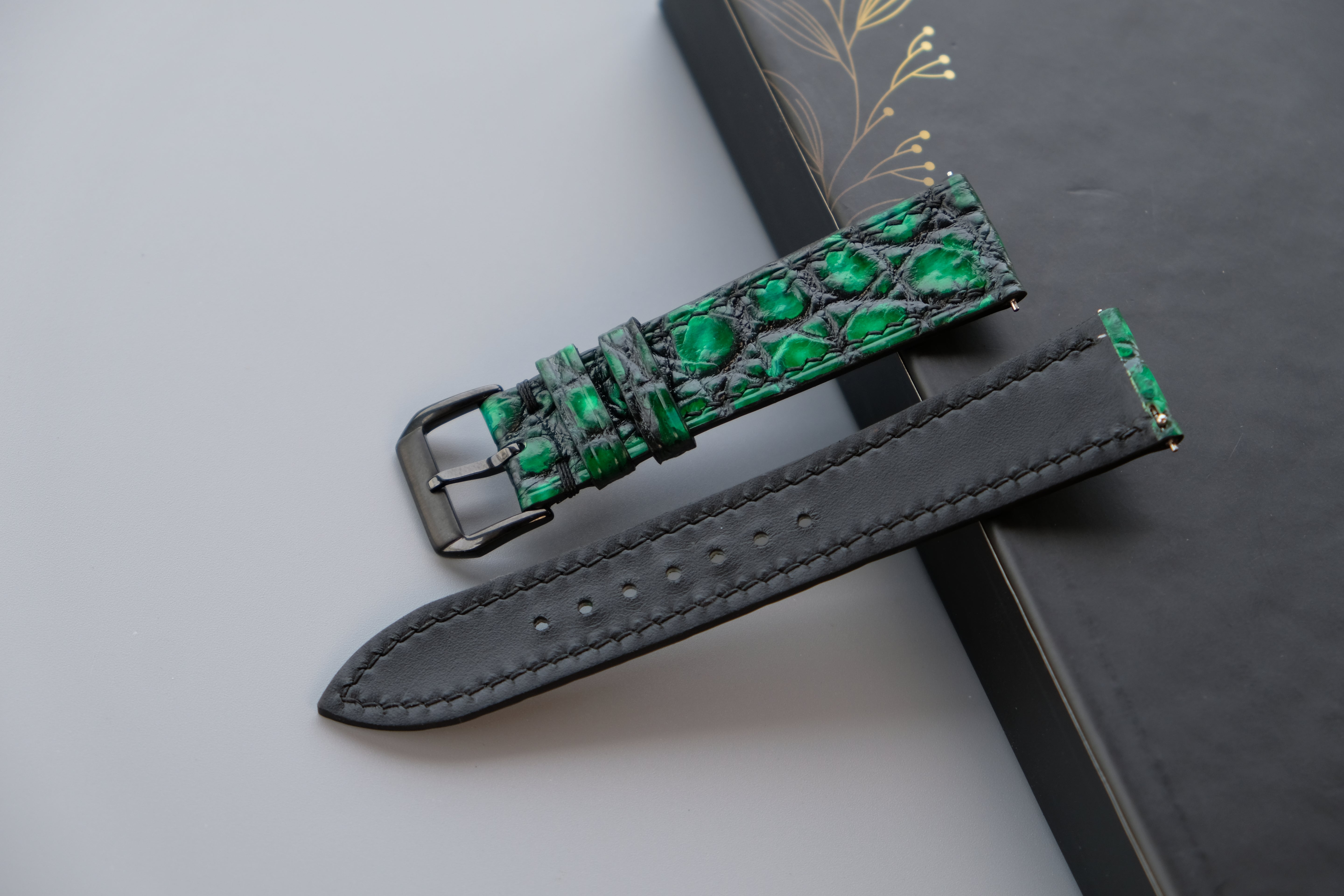 Hand-dyed Alligator Leather Watch Strap - Custom Sizes From 26mm to 10mm