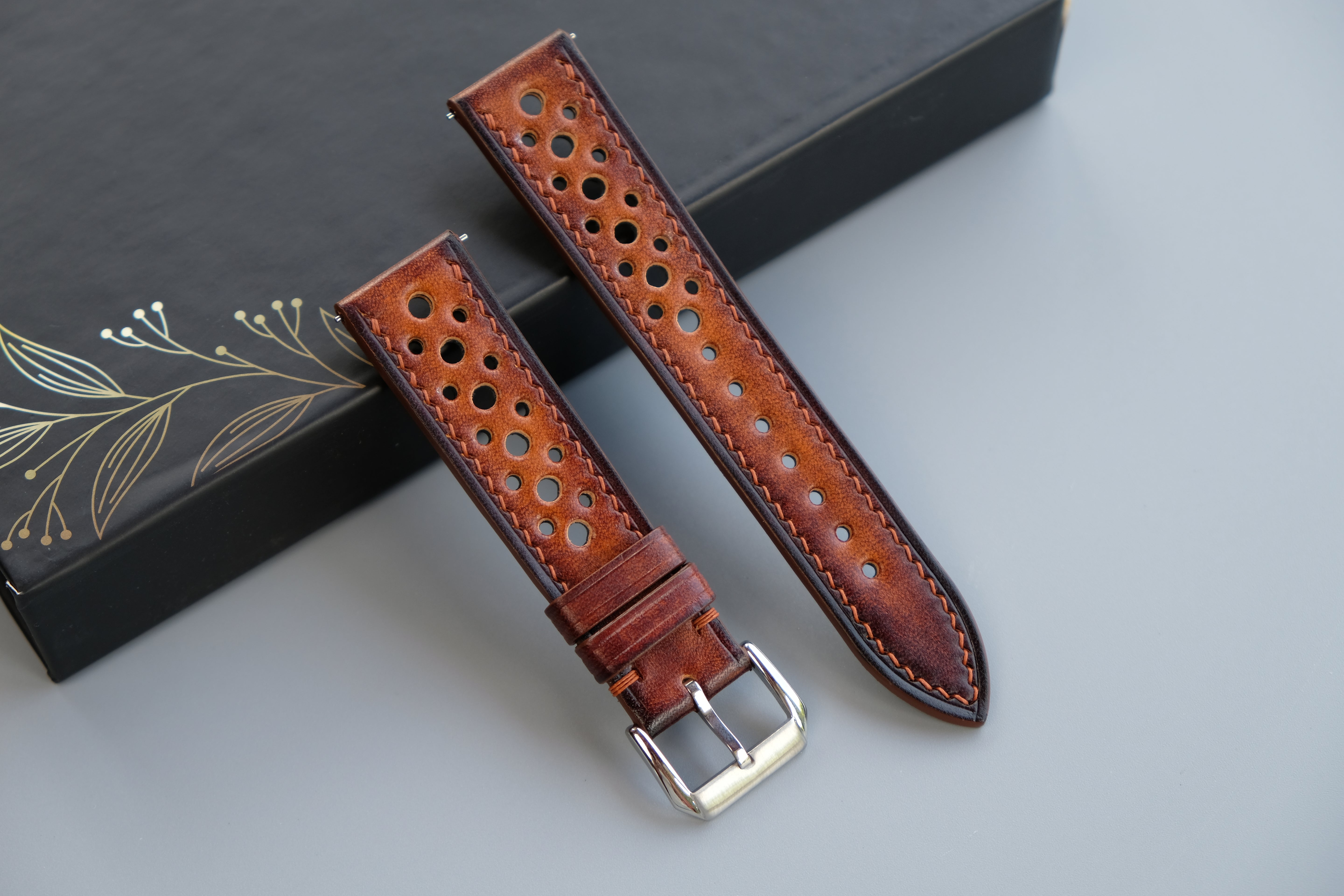 PATINA Light Brown Veg-Tan Leather Watch Strap – Custom Sizes 16mm to 26mm