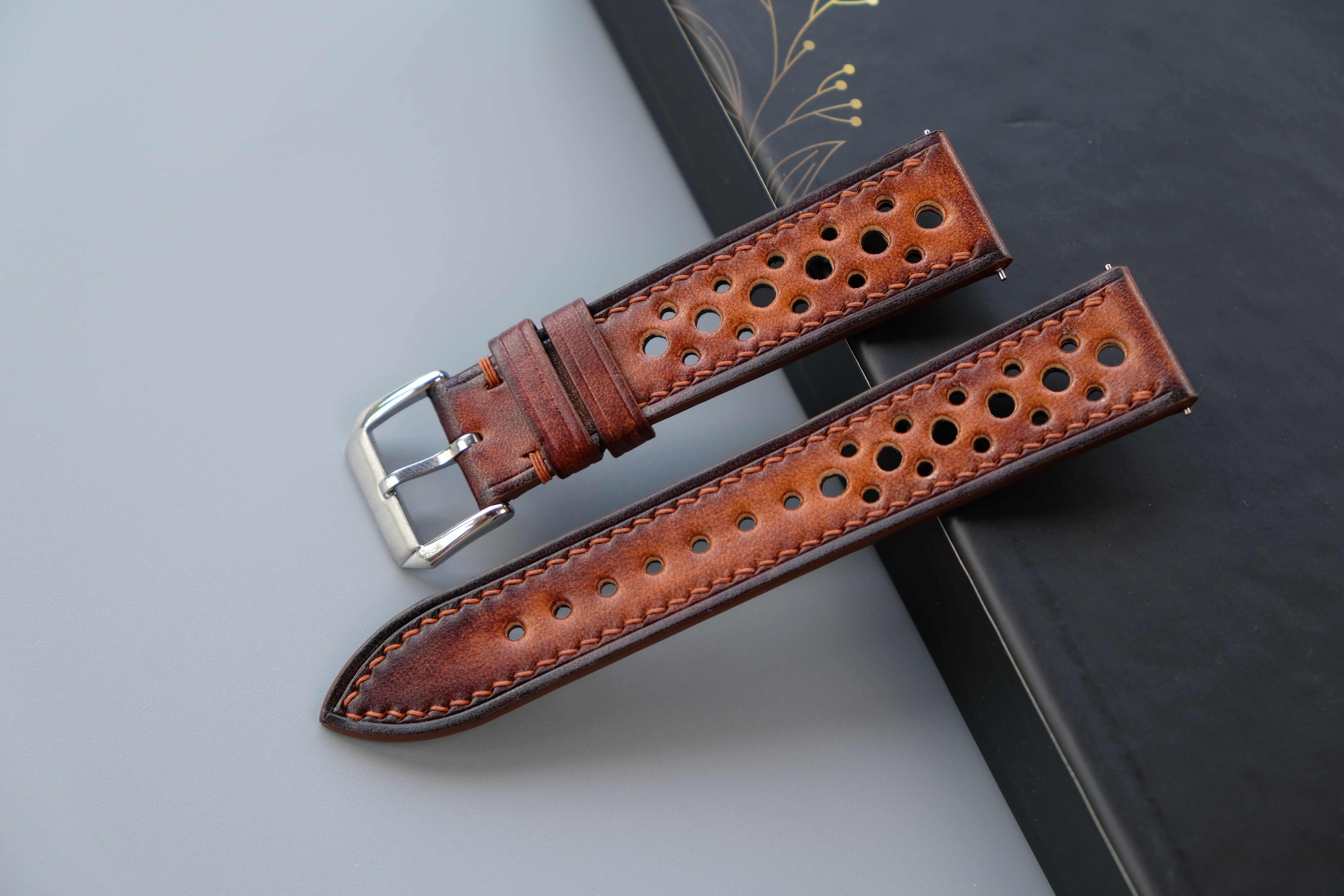 PATINA Light Brown Veg-Tan Leather Watch Strap – Custom Sizes 16mm to 26mm