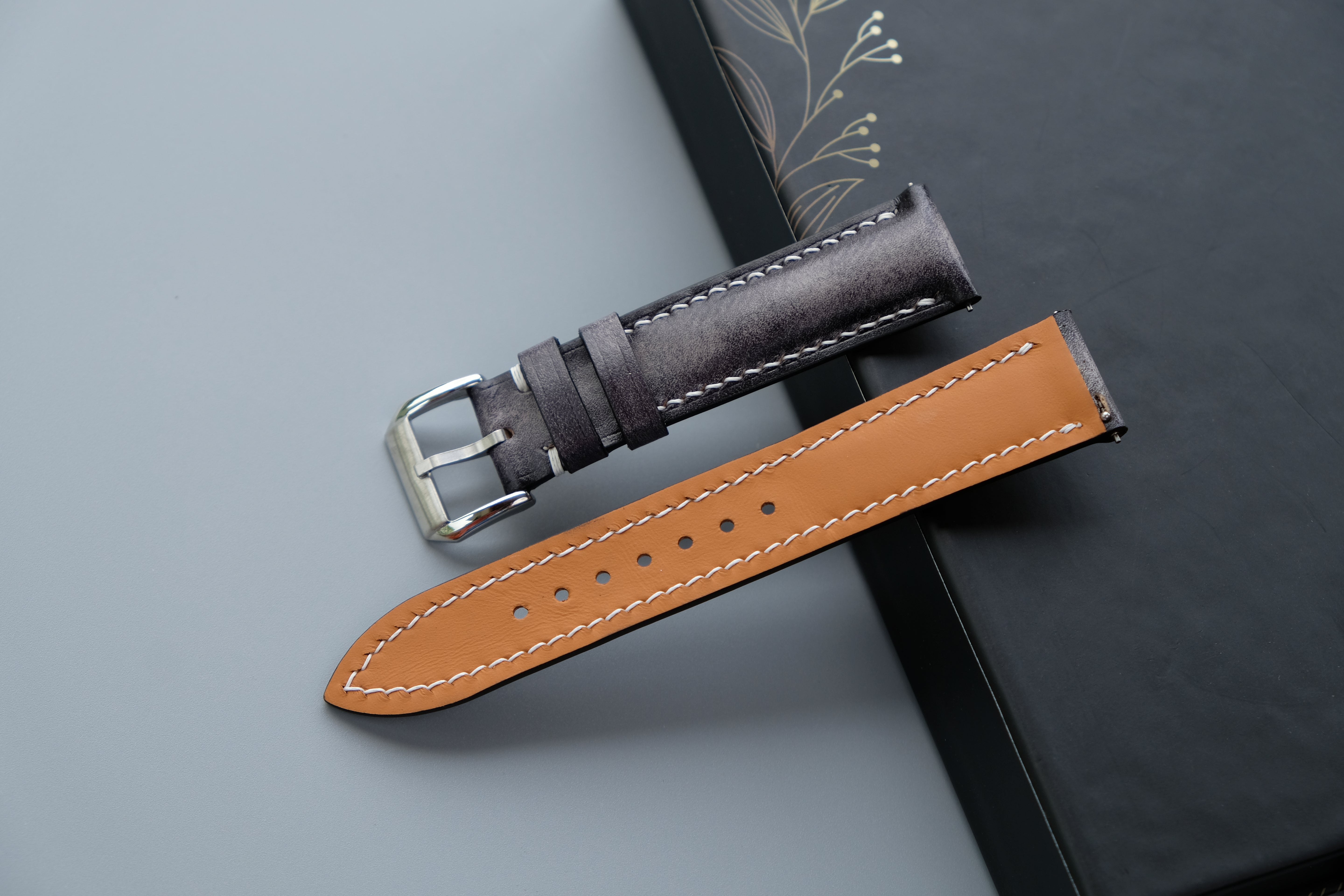 Gray Veg-Tan Patina Leather Watch Strap - Custom Sizes From 26mm to 10mm