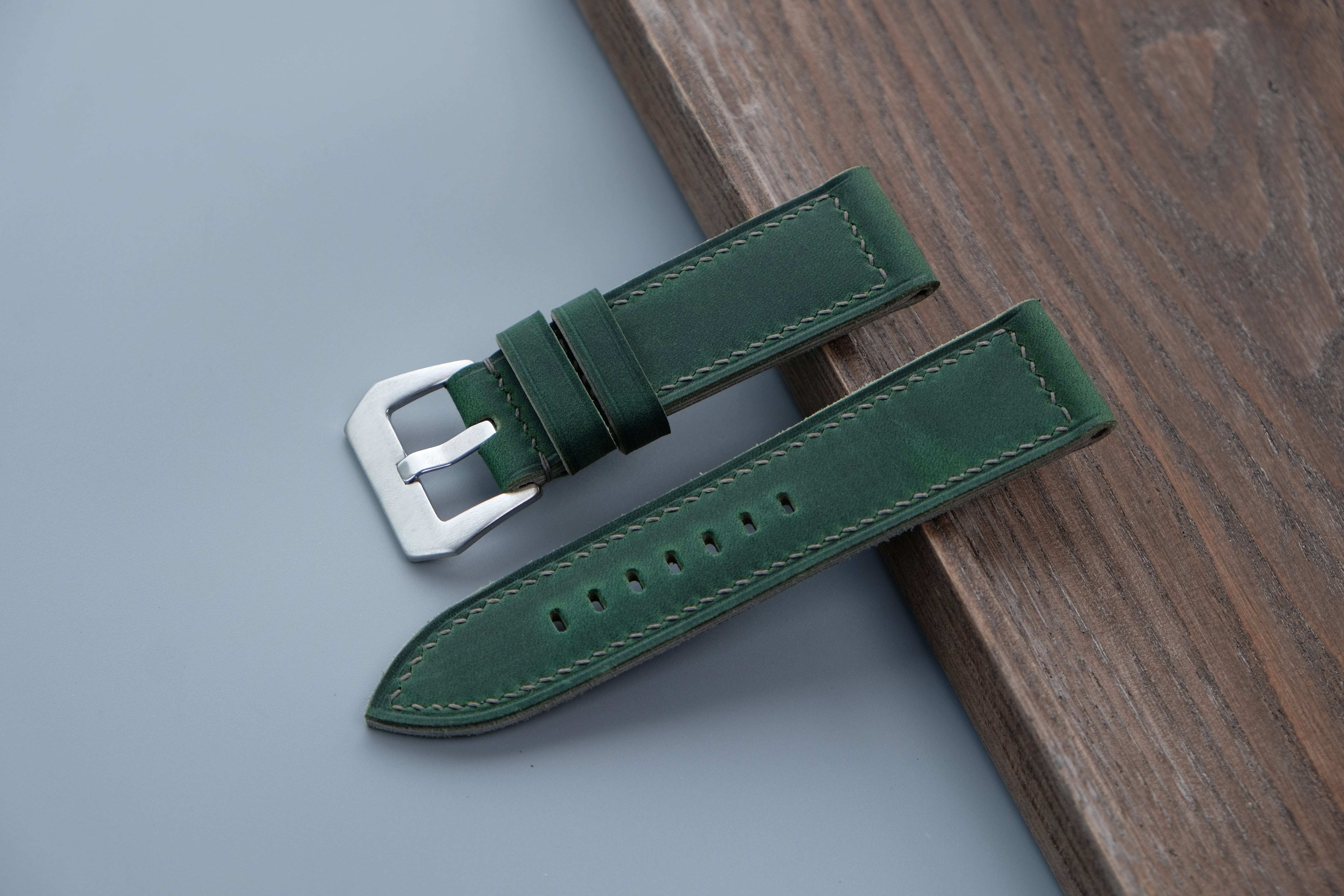 Vintage Dark Green Leather Watch Strap, Custom Sizes 26mm–22mm, Fits Panerai Style Watches