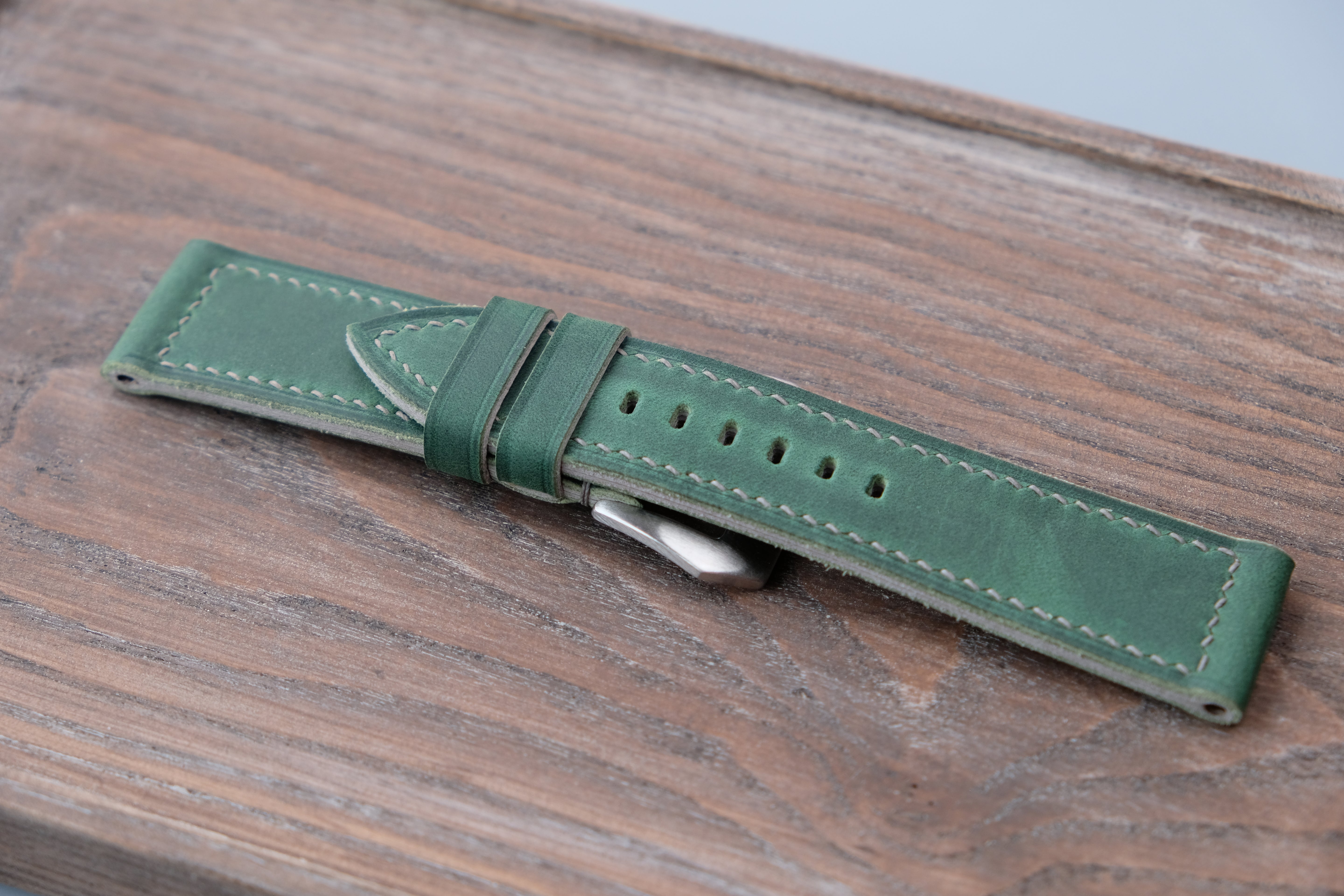 Vintage Dark Green Leather Watch Strap, Custom Sizes 26mm–22mm, Fits Panerai Style Watches