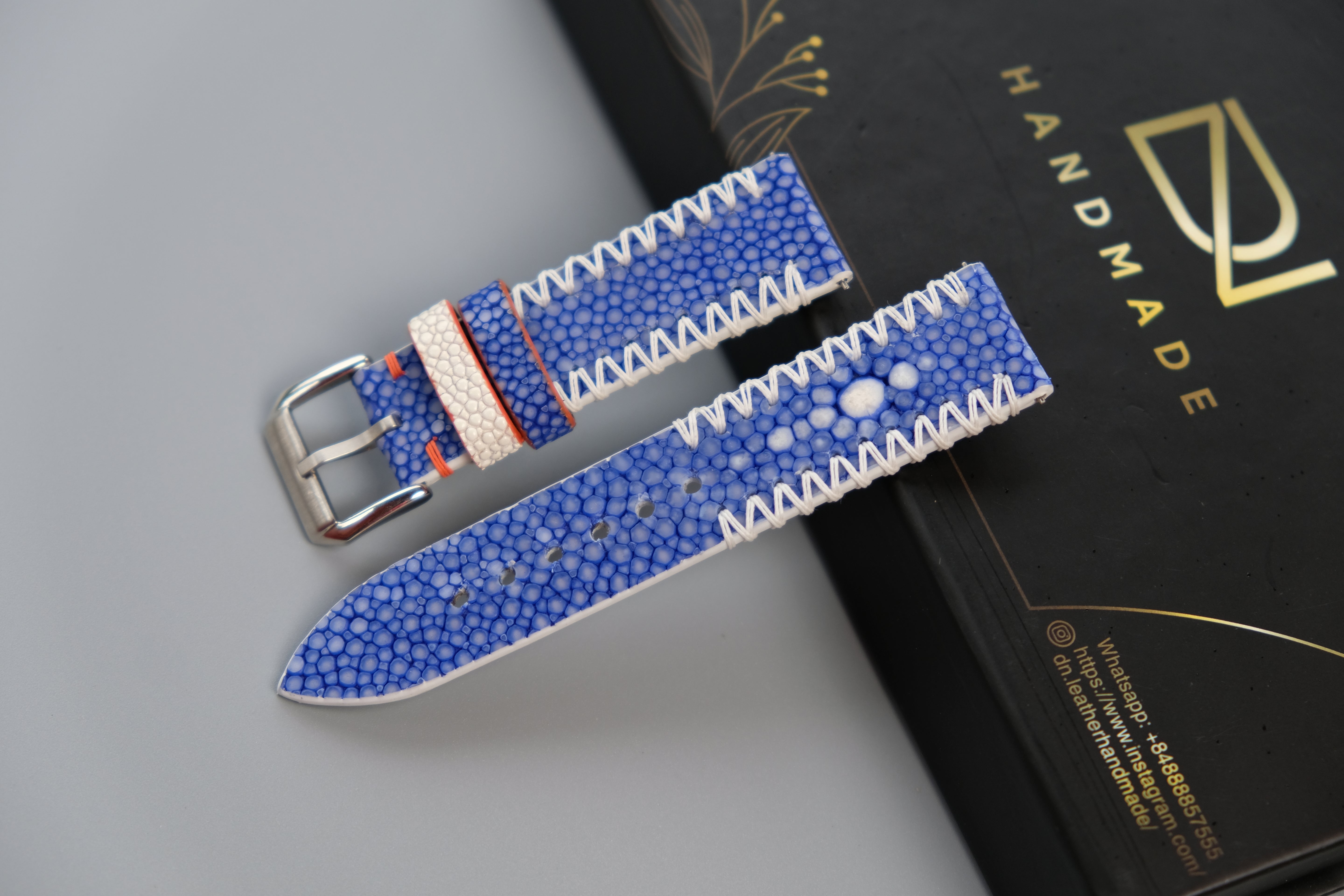Blue Stingray Watch Strap 1 Pearl In The Center