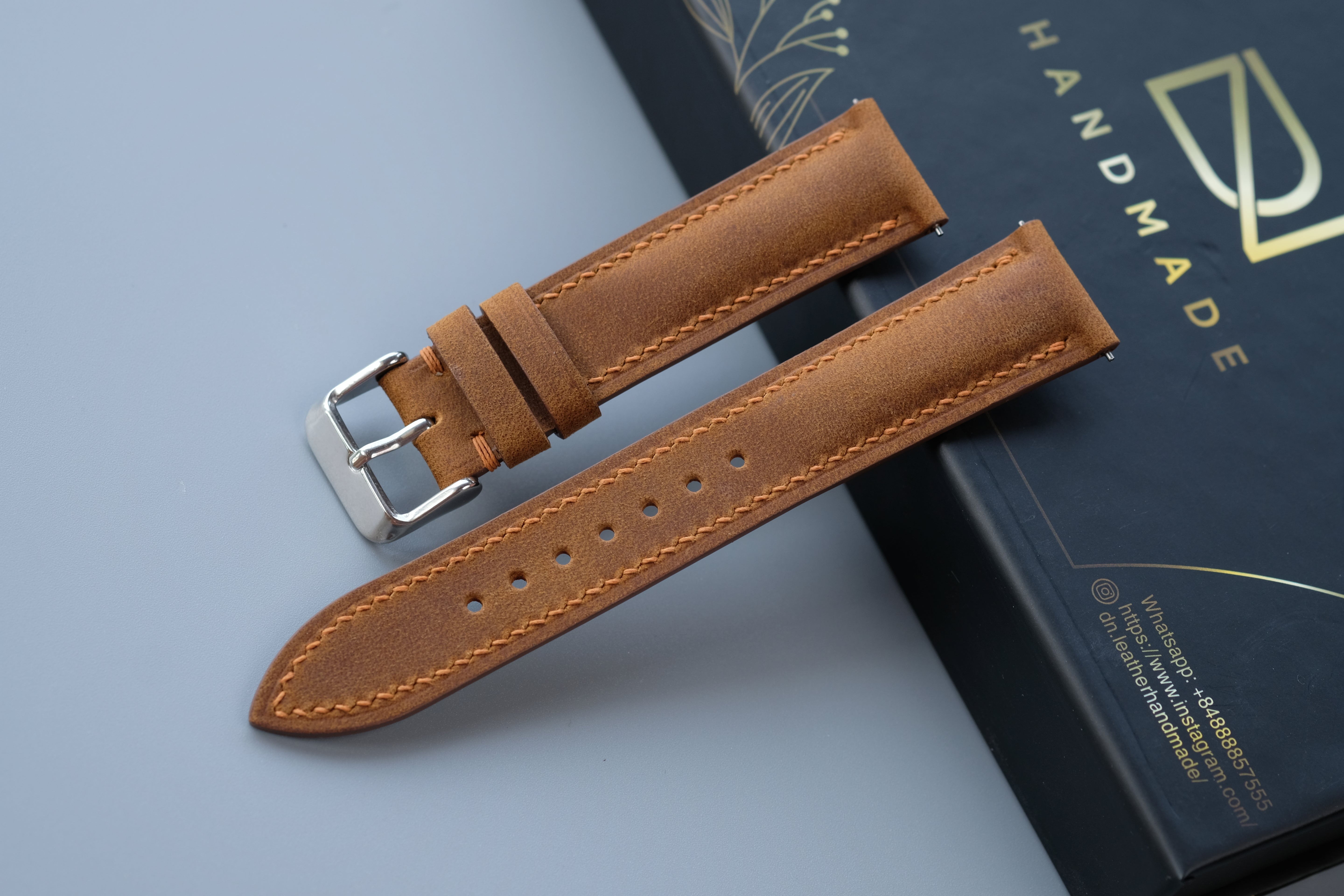 Light Brown Waxed Cowhide Leather Watch Strap – Custom Sizes 16mm to 26mm