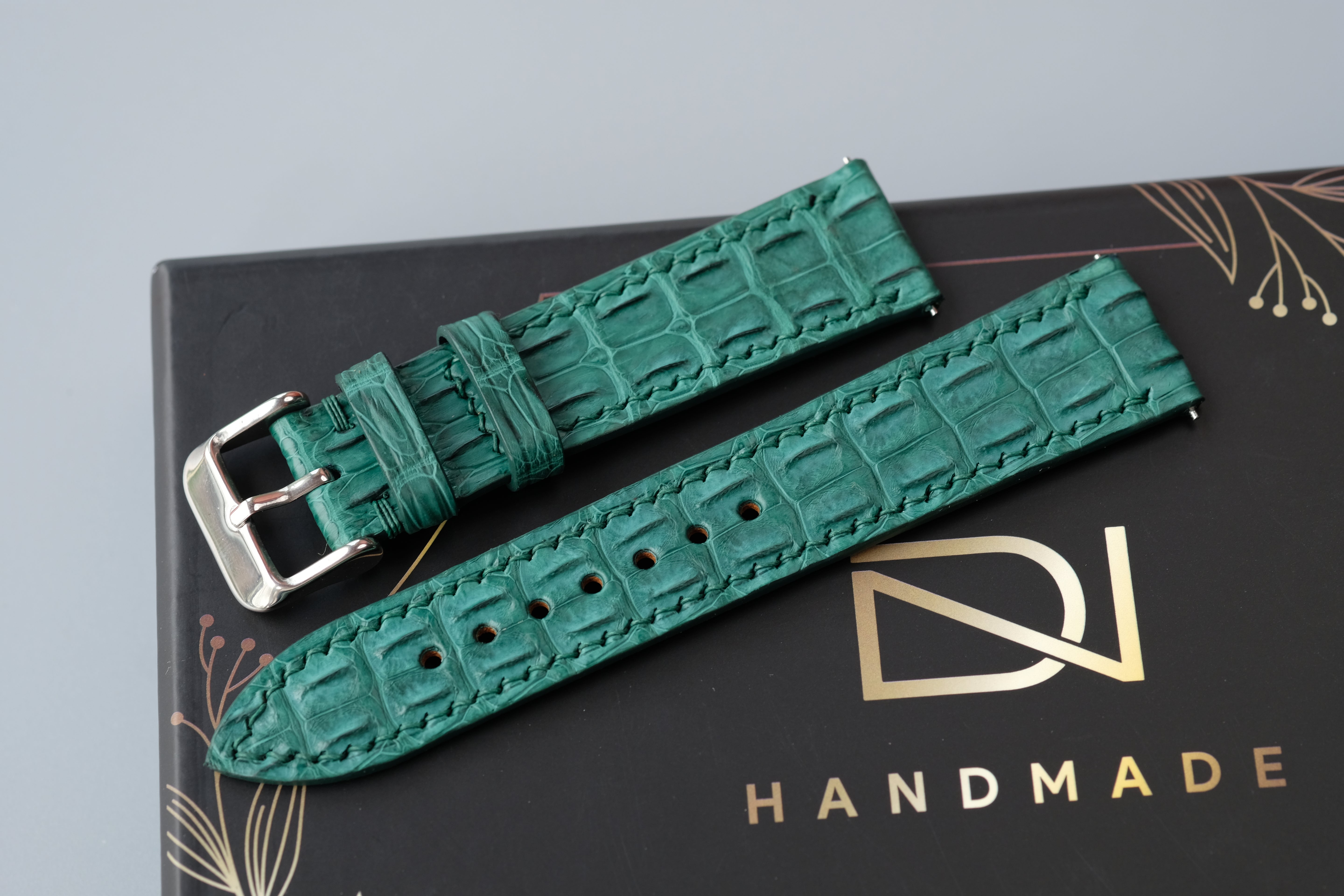 Green Alligator Horn Leather Watch Strap – Custom Sizes 17 mm to 26mm