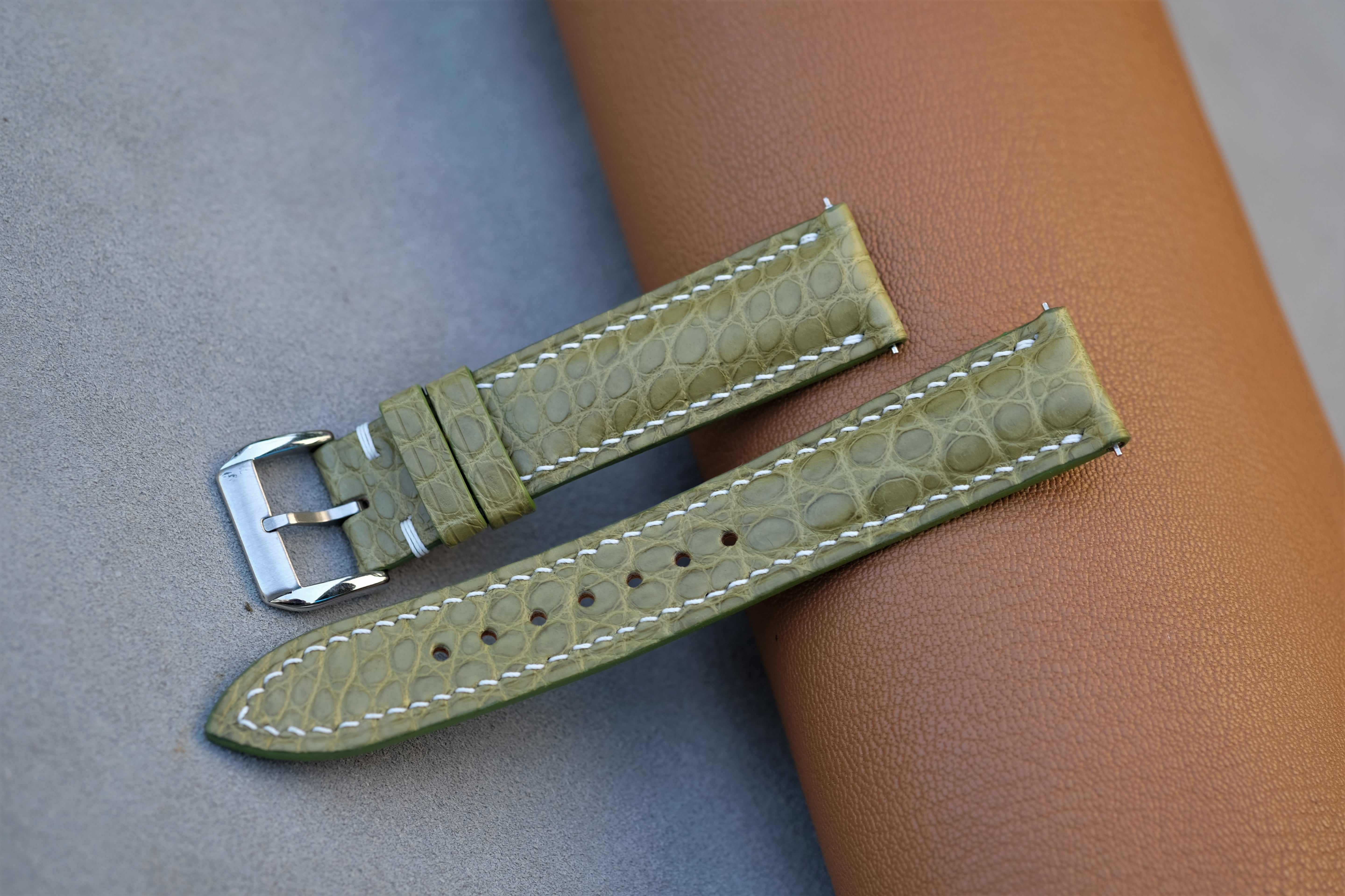Light Olive Alligator Leather Watch Strap – Custom Sizes 10mm to 26mm