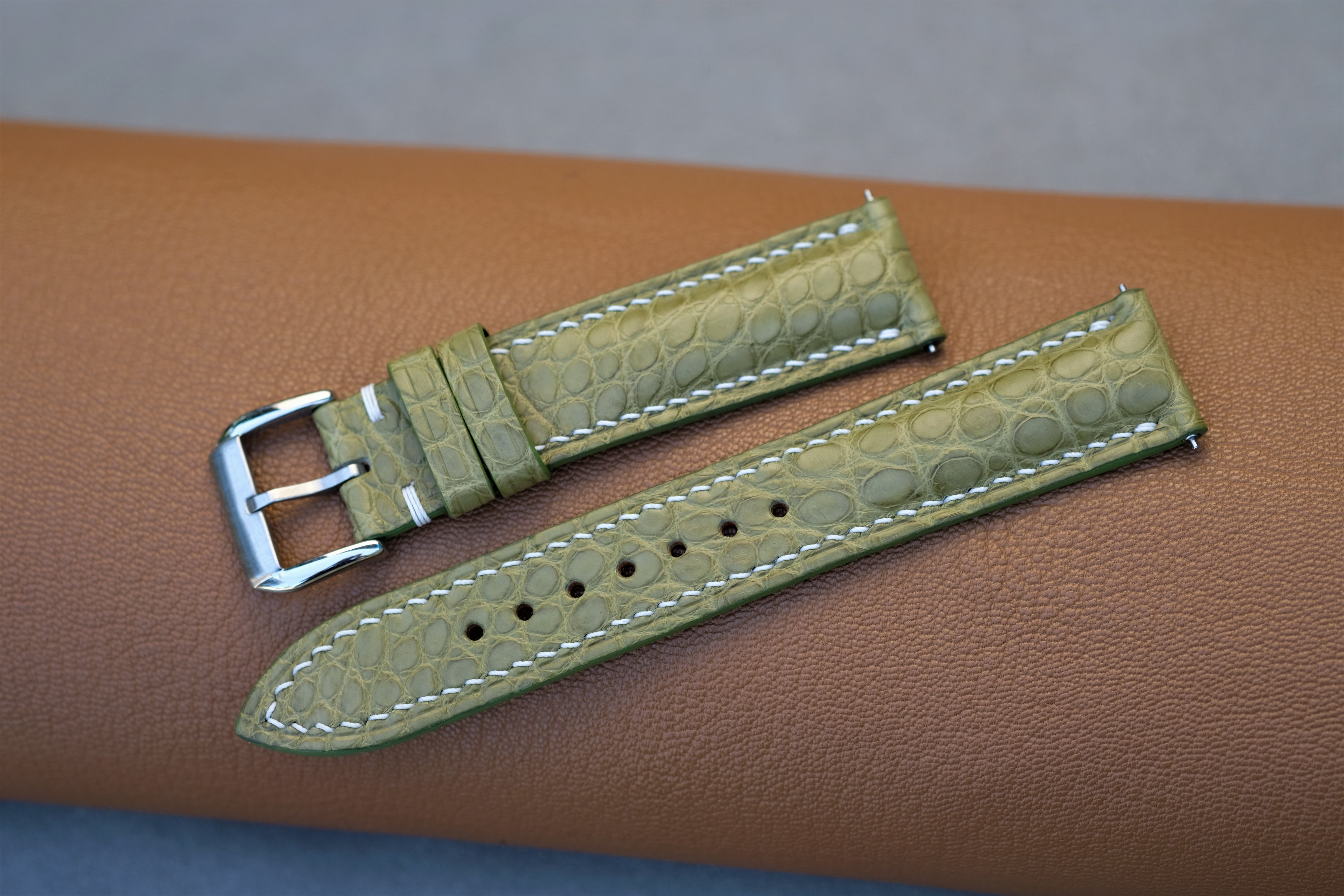 Light Olive Alligator Leather Watch Strap – Custom Sizes 10mm to 26mm