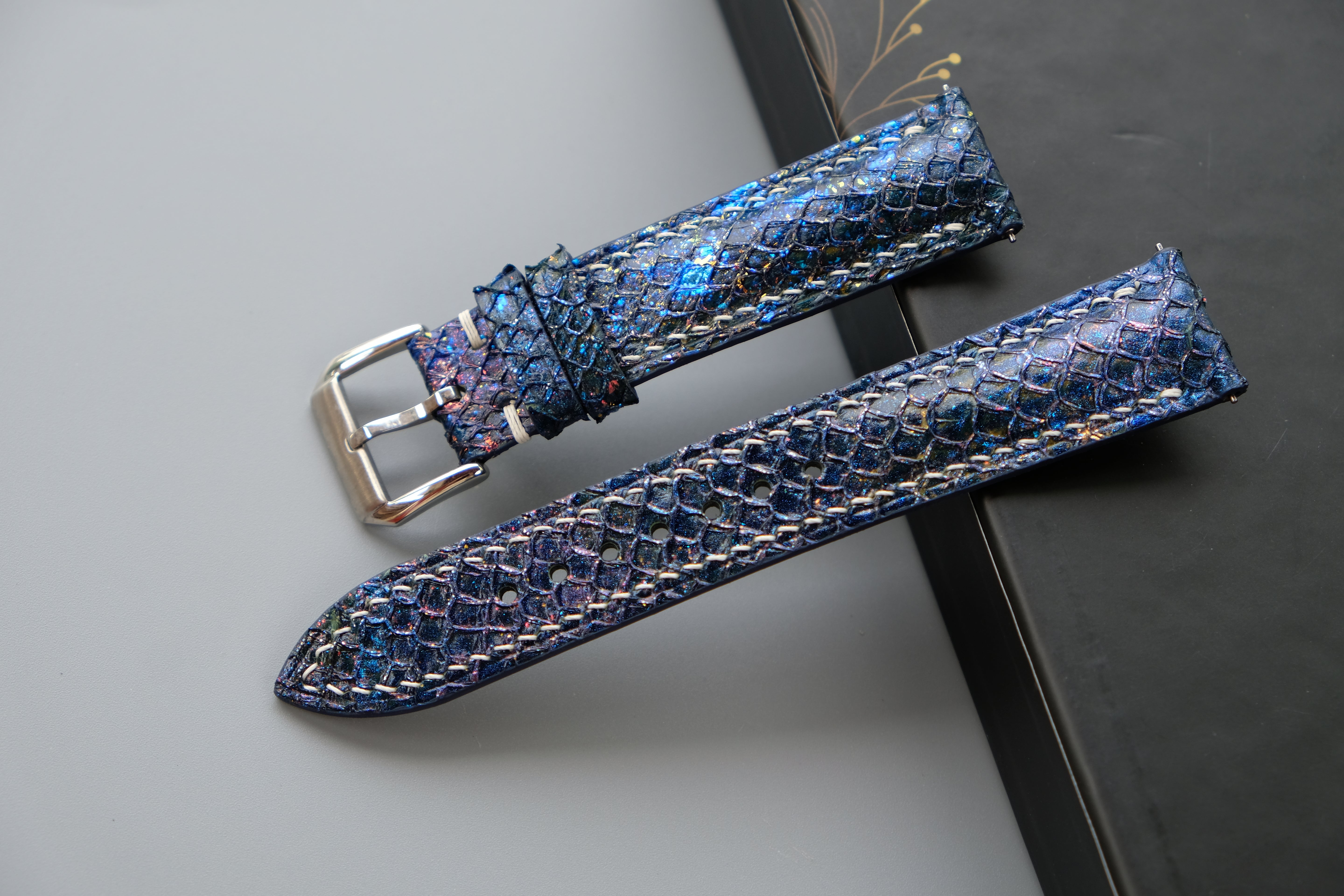 Galaxy Style Salmon Leather Watch Strap