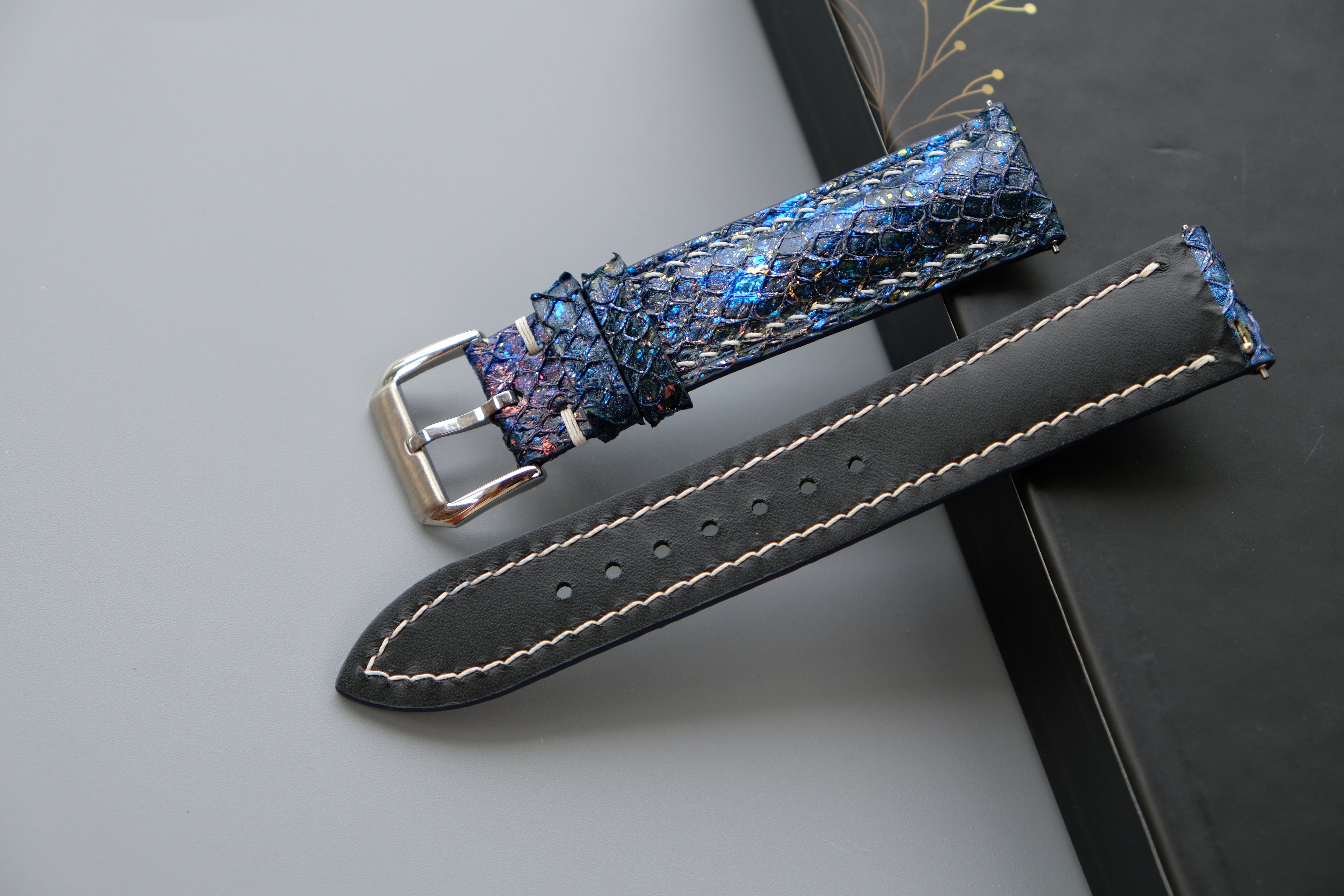 Galaxy Style Salmon Leather Watch Strap