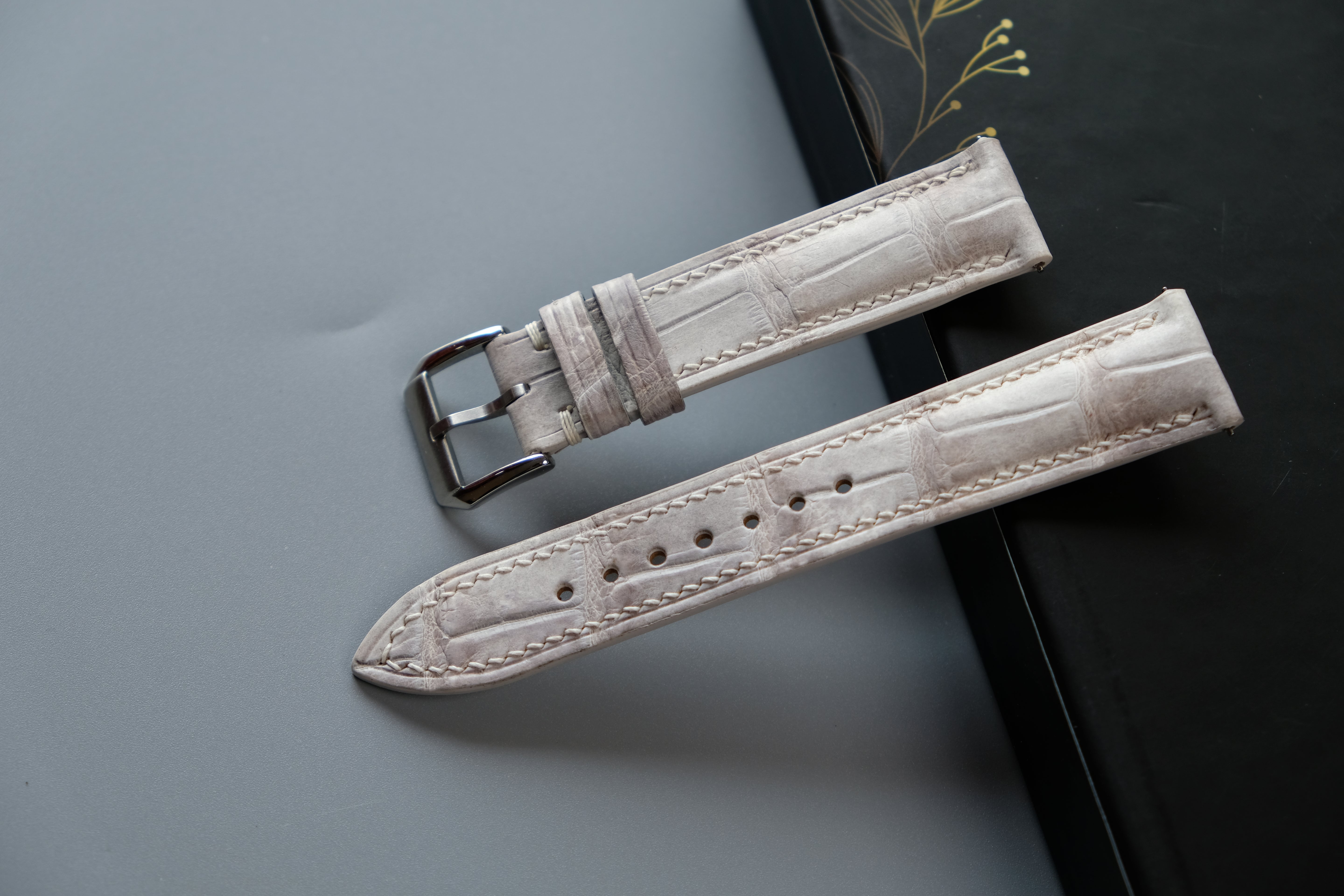 Himalaya Alligator Leather Watch Strap – Custom Sizes 10mm to 26mm