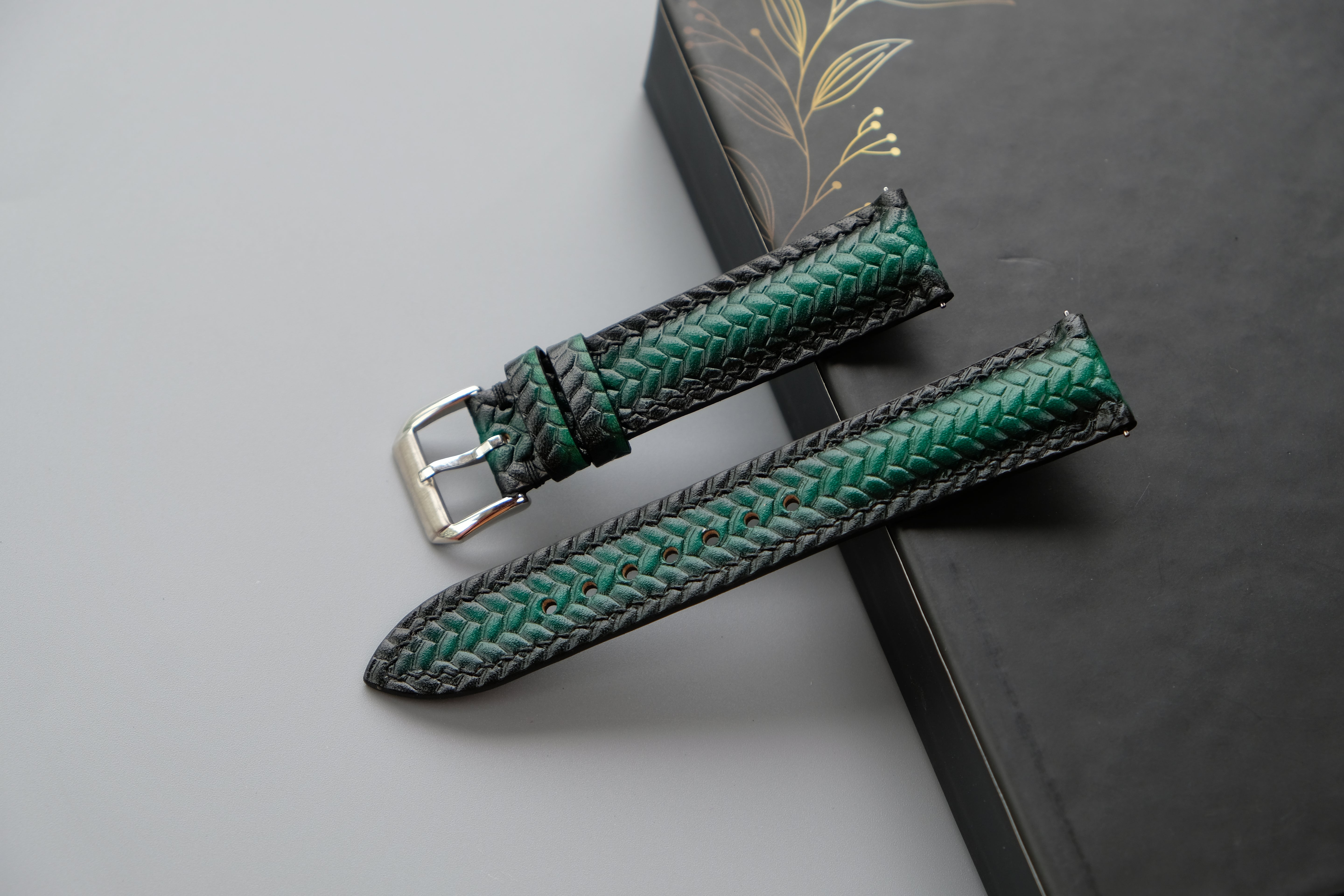 Green Veg-Tan Leather Watch Strap – Custom Sizes 10mm to 26mm