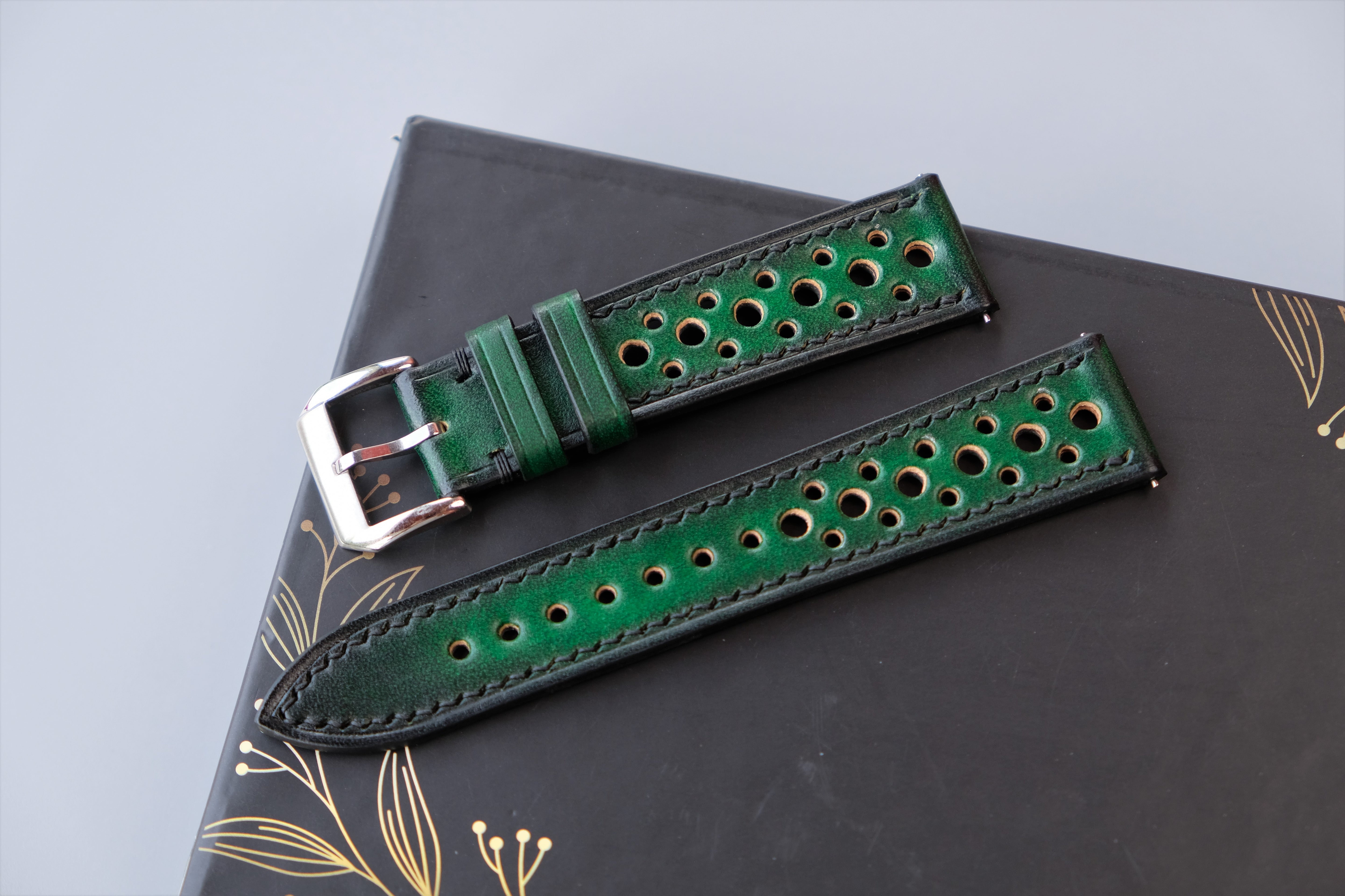 PATINA Green Veg-Tan Leather Watch Strap – Custom Sizes 16mm to 26mm