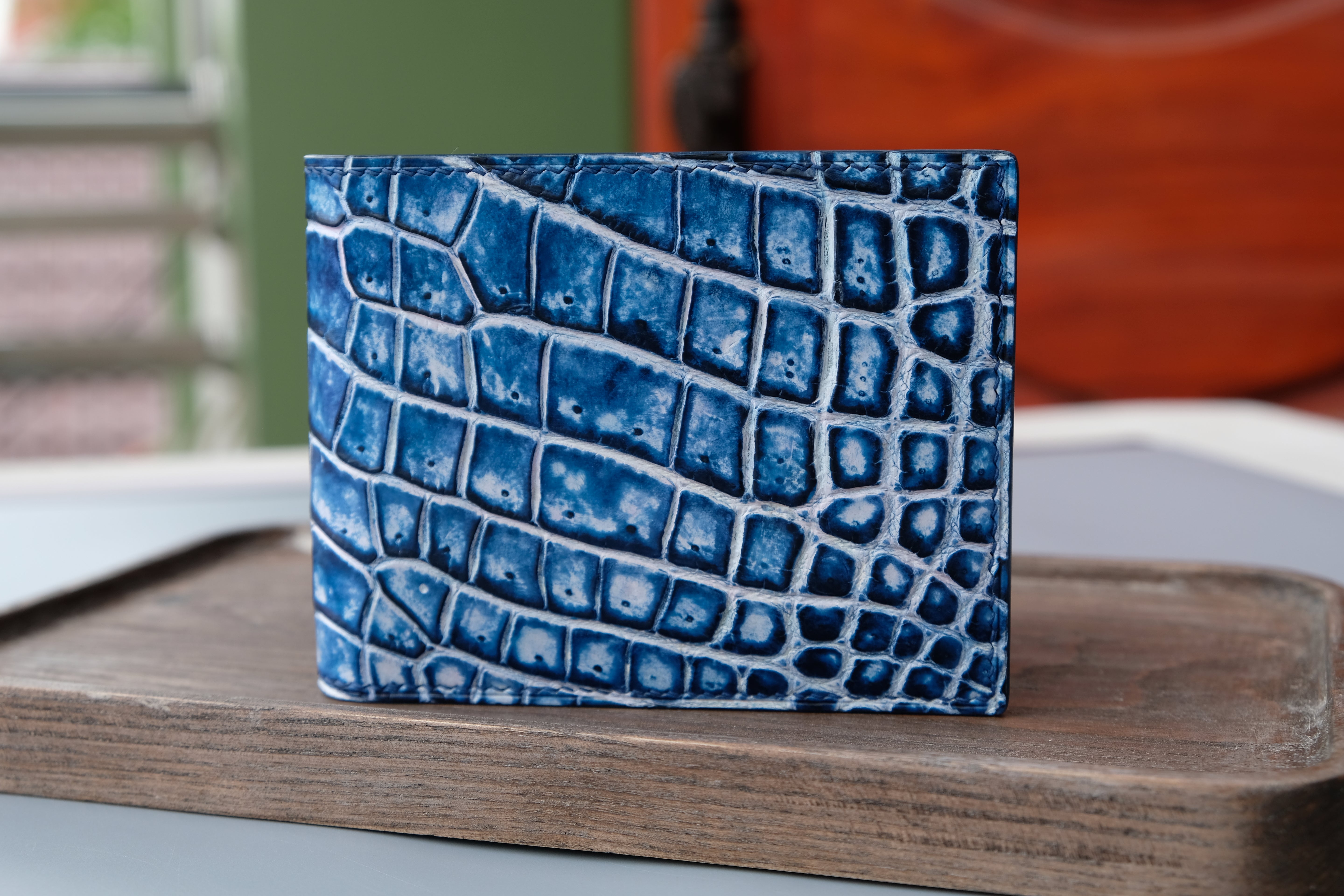 Made-to-Order Alligator Leather Wallet – Handcrafted with Patina Finish