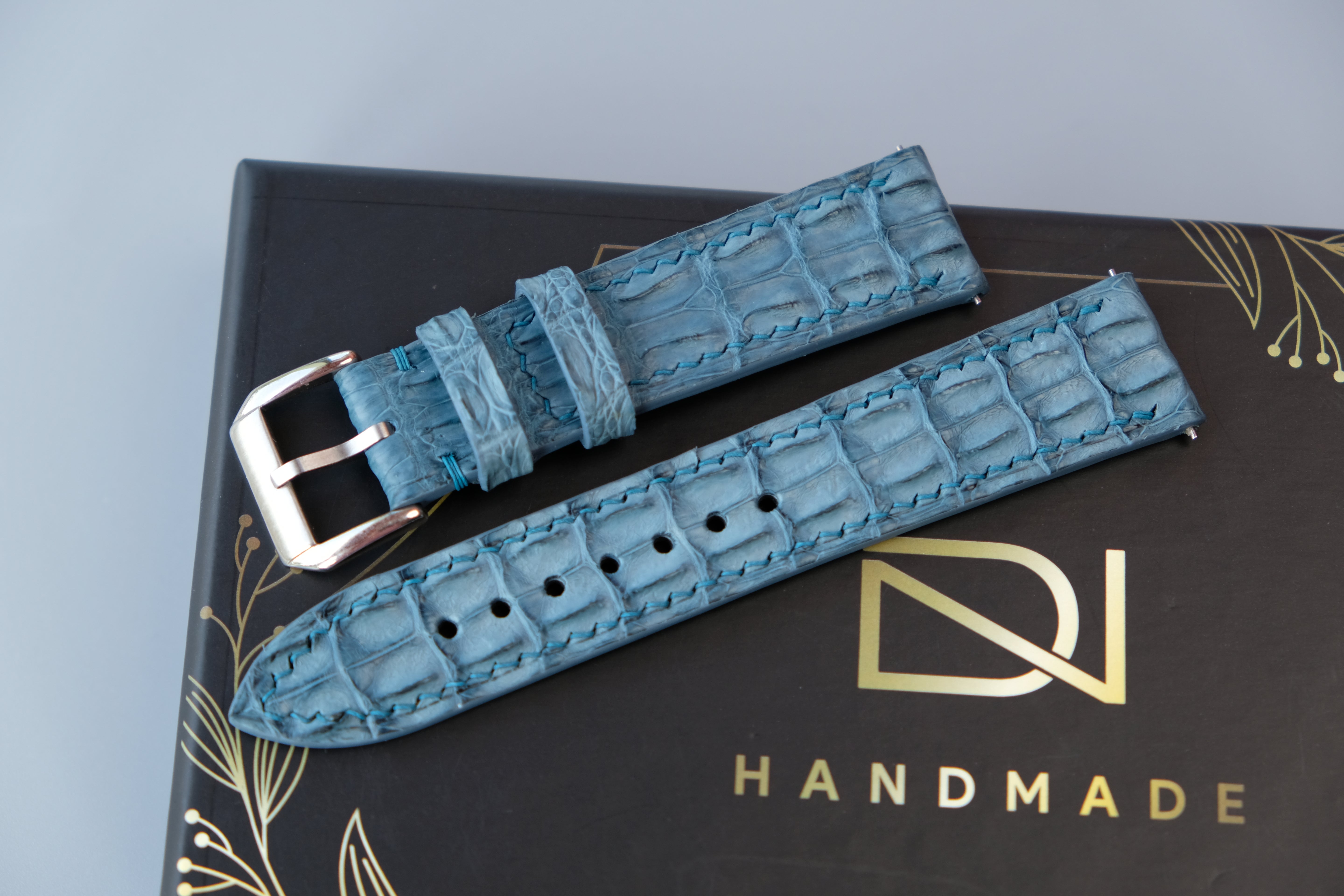 Alligator Horn Leather Watch Strap – Custom Sizes 17 mm to 26mm