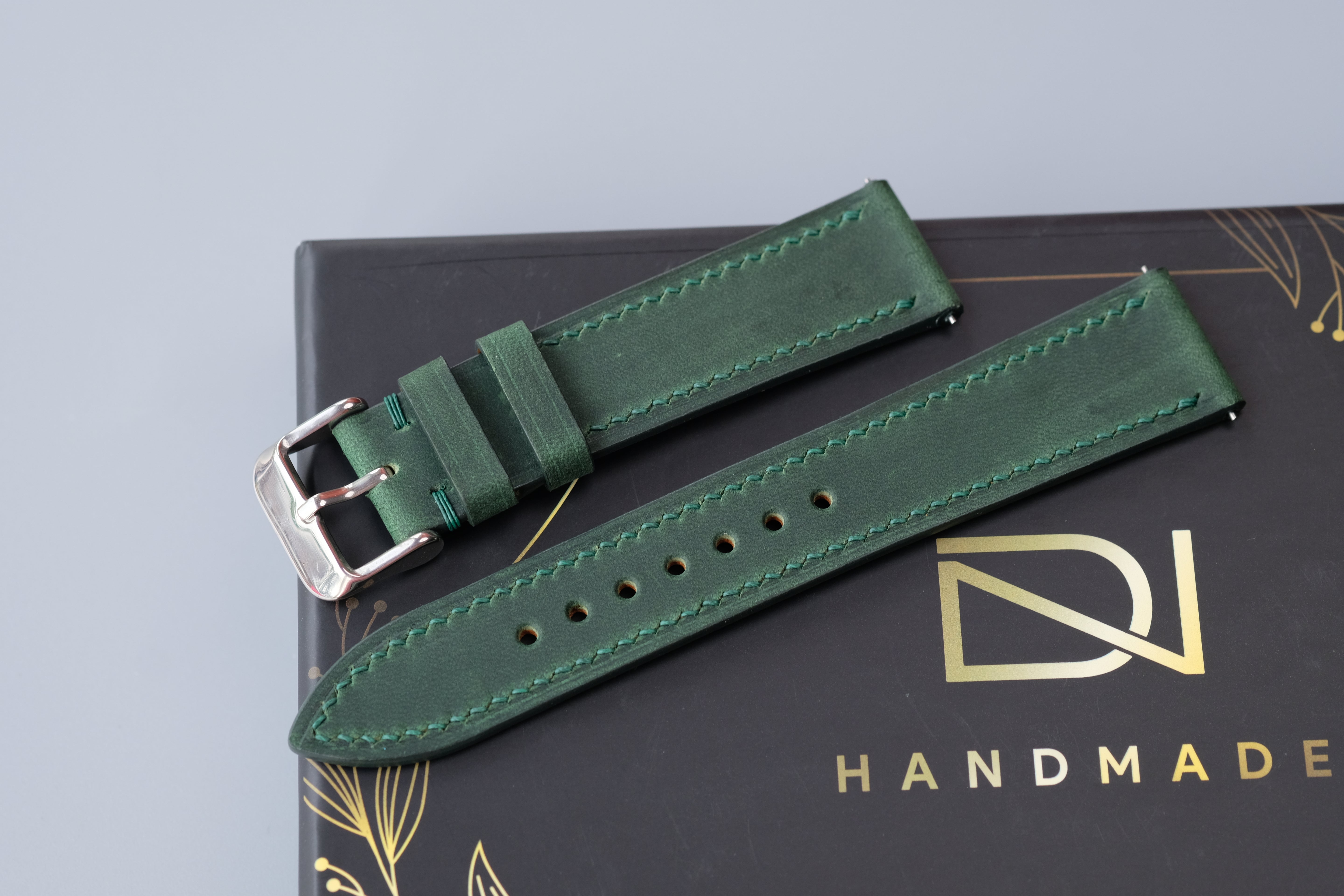 Slim Dark Green Waxed Cowhide Leather Watch Strap – Custom Sizes 10mm to 26mm