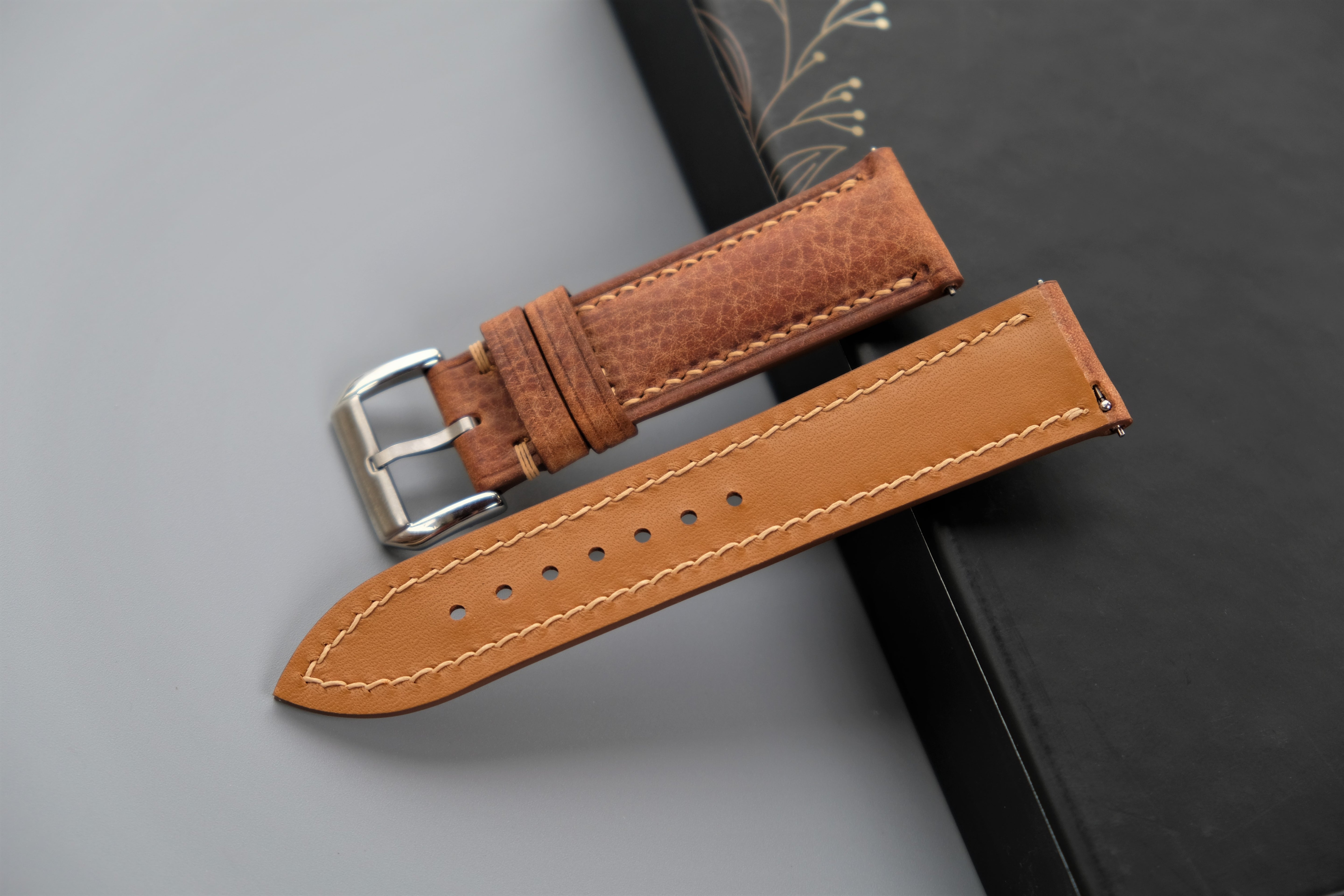 COGNAC MBOX WAX Leather Watch Strap